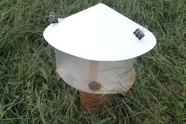 ボックス法ライトトラップ